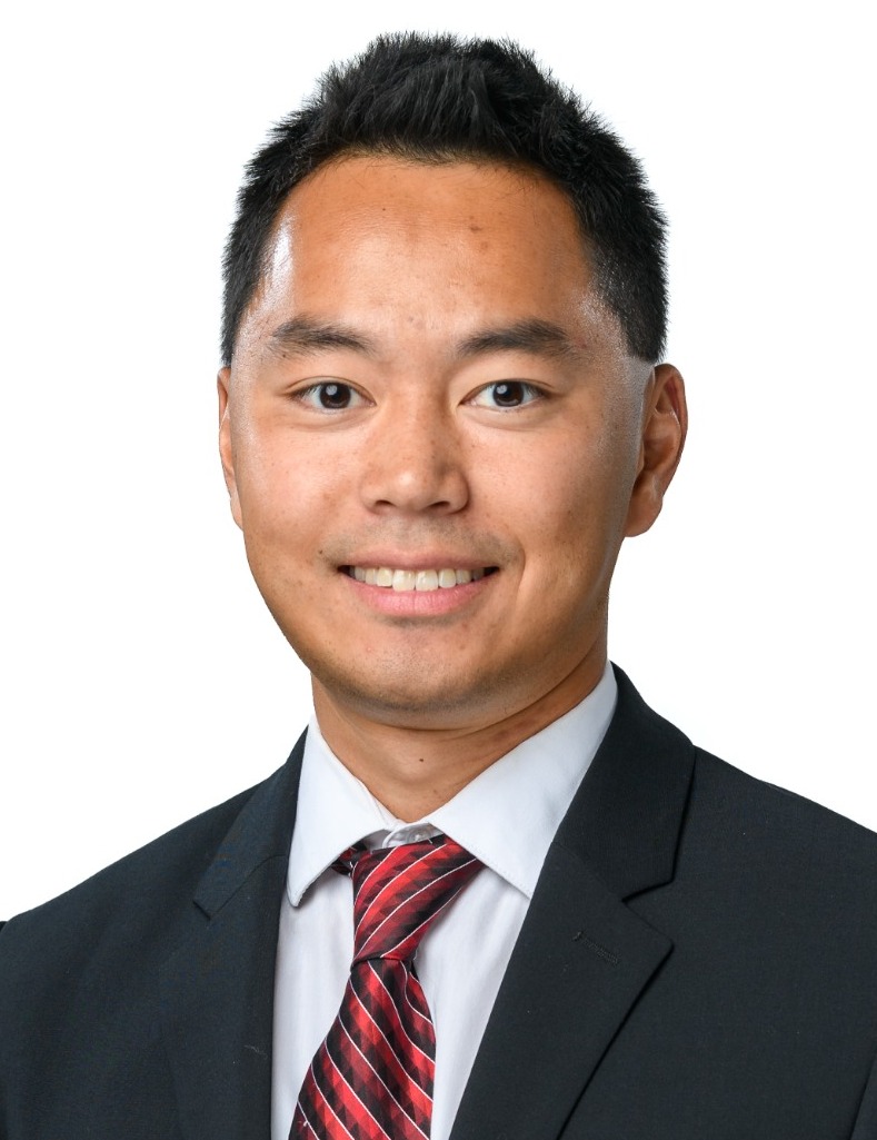 Davis Nguy Headshot