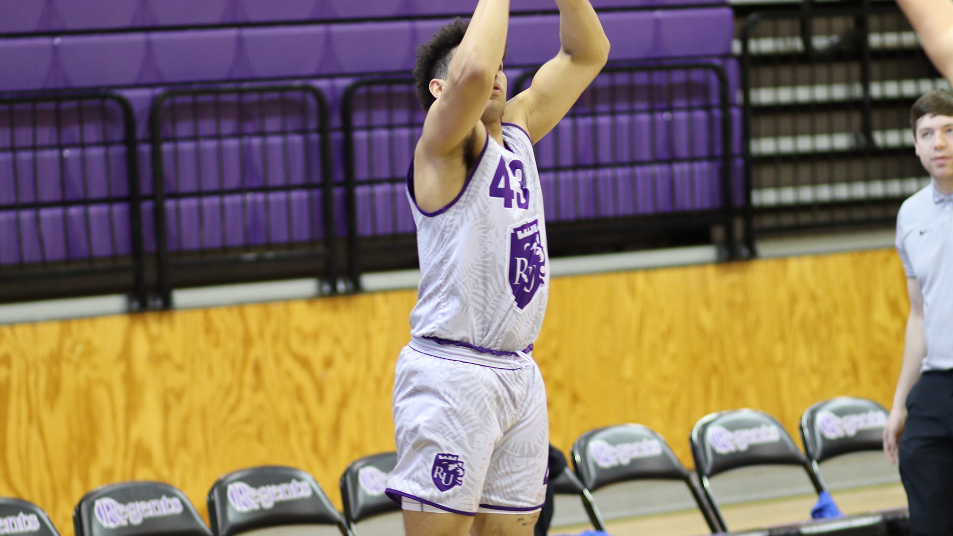 tre-miller-2023-24-men-s-basketball-rockford-university