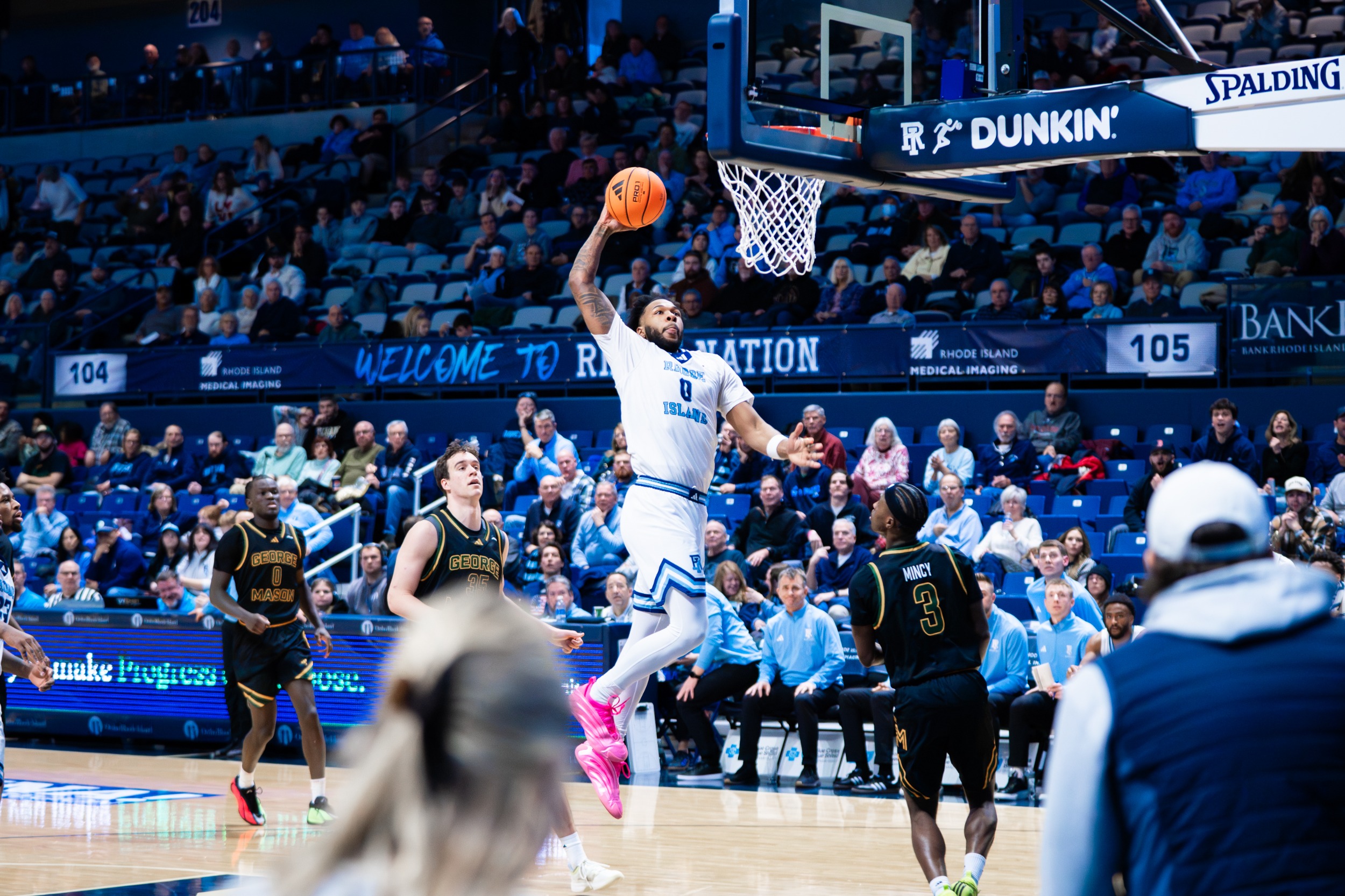 Photo by Enzo Zambito