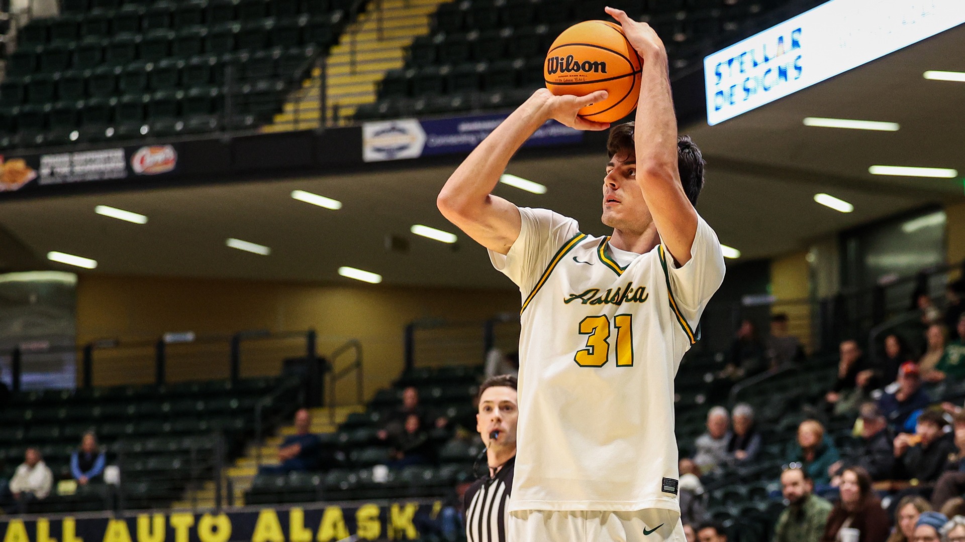 Stines vs Westmont jumper