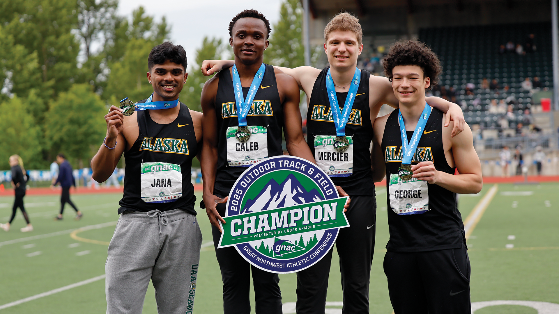 Men's 4x100 Relay Champs