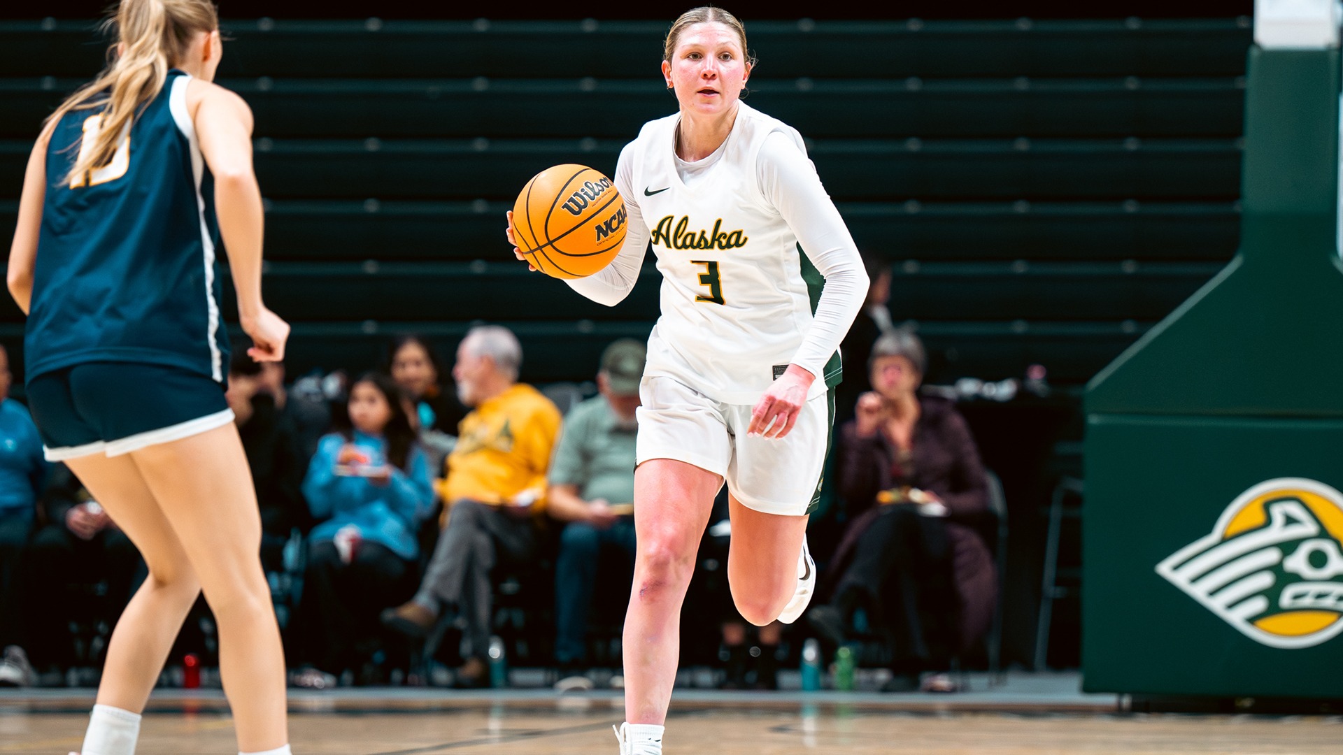 Searcey vs MSUB upcourt