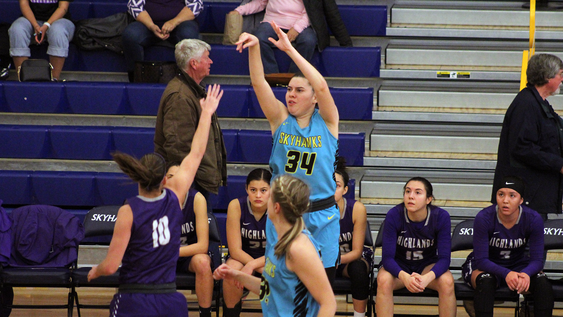 Chloe Warrington Women's Basketball Fort Lewis College Athletics