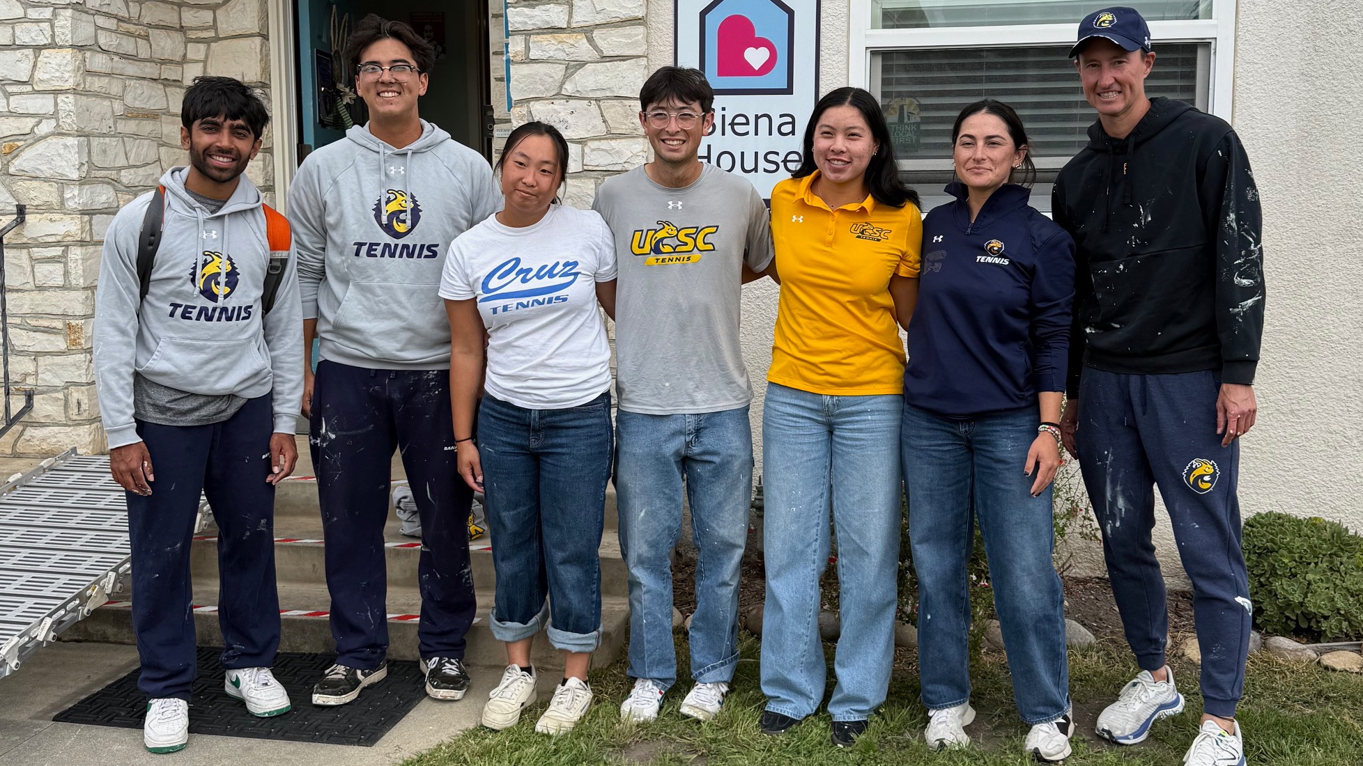 mten wten volunteer at siena house 042425