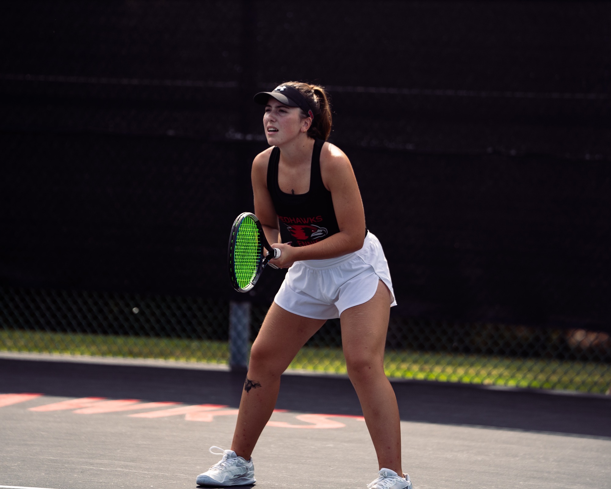 JuJu waiting for the serve