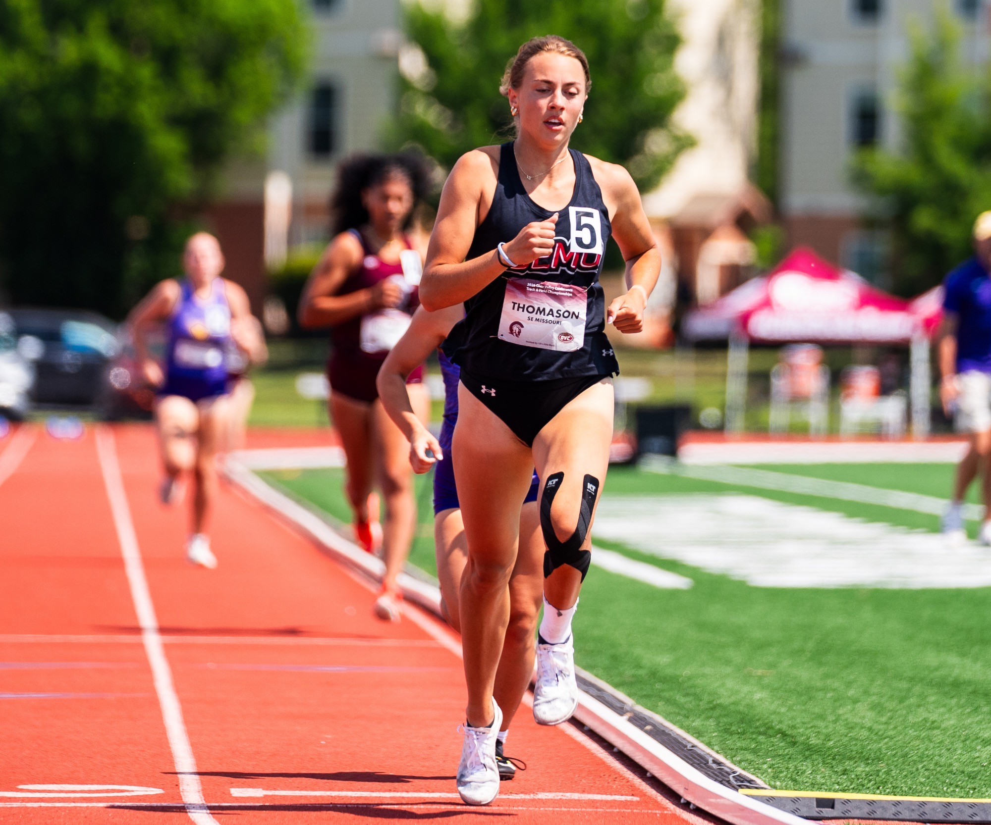 Anna Thomason wraps up the heptathlon at the OVC Championships 