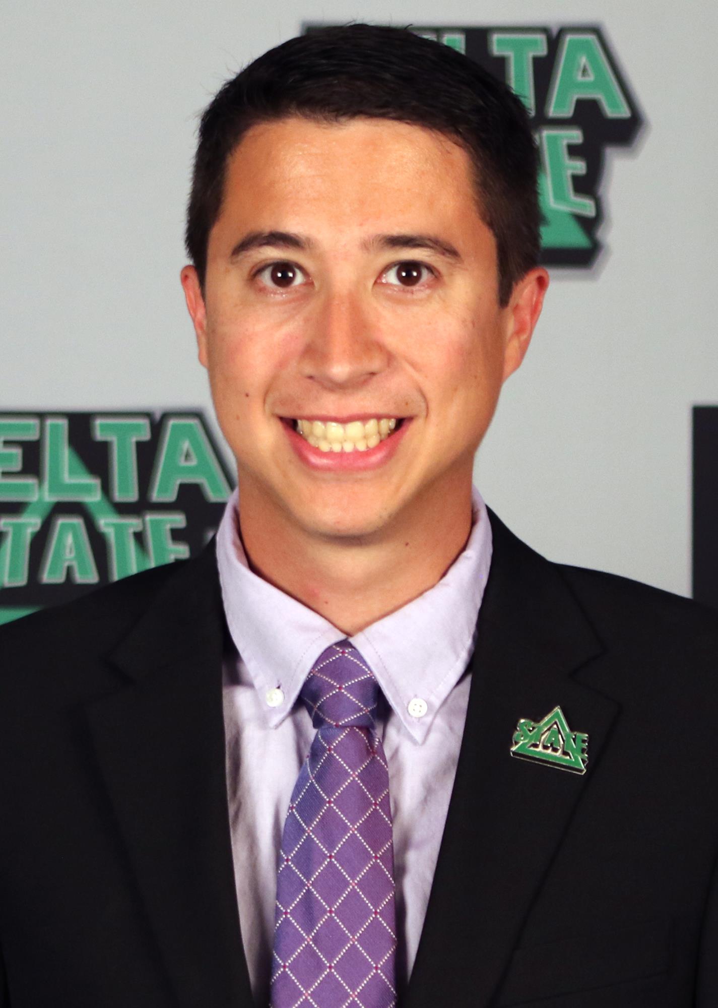 PhilipTang2021Headshot
