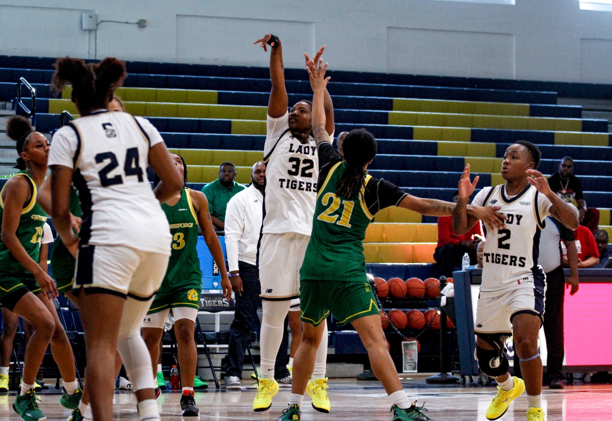 Jordan Harris shooting basketball