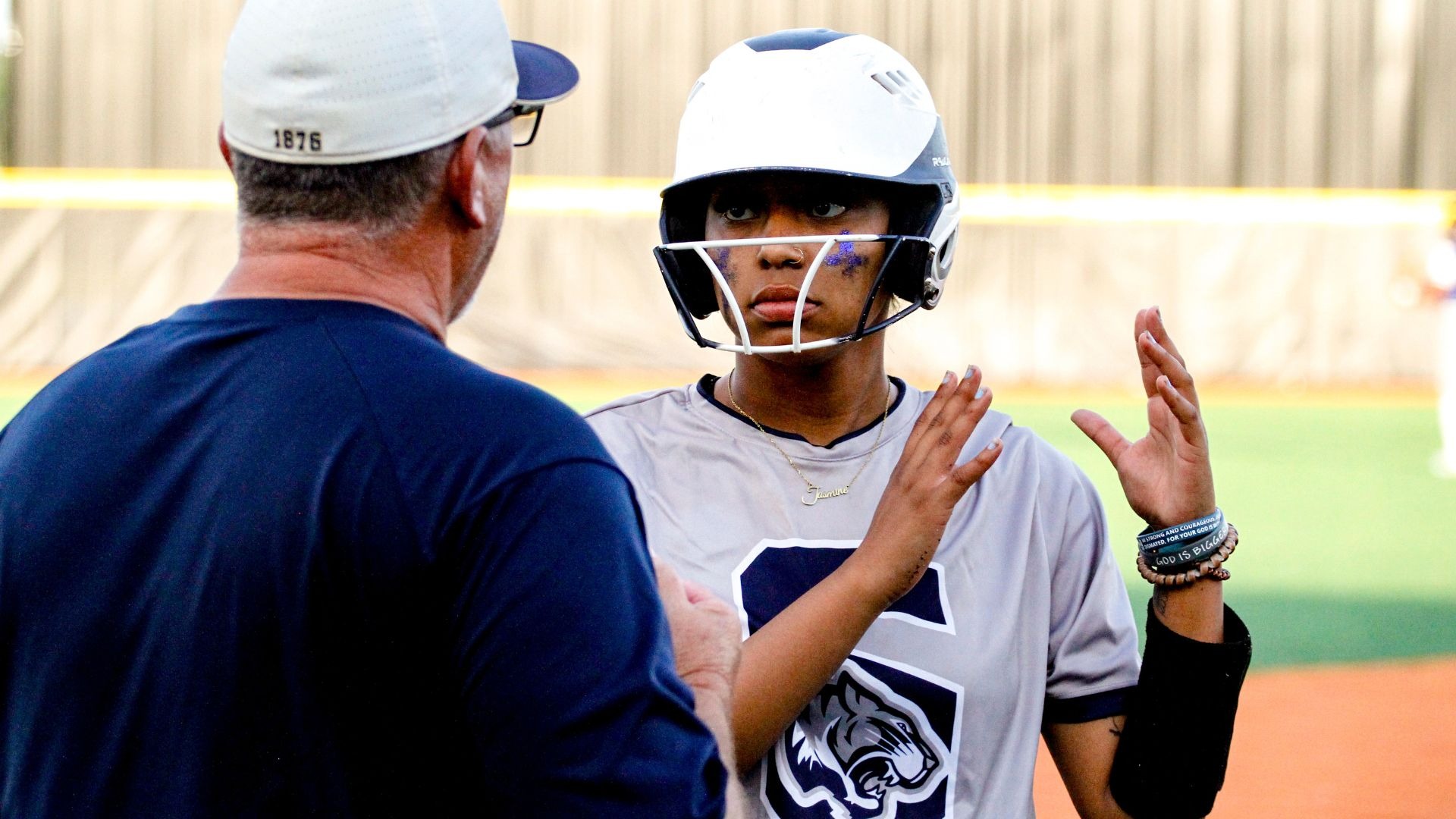 Jasmine Wade chats with Coach Penfield