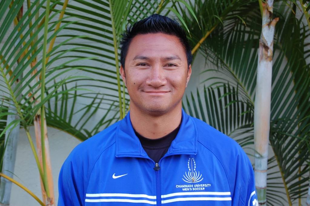 Asst. Coach Chris Ka'auku'u