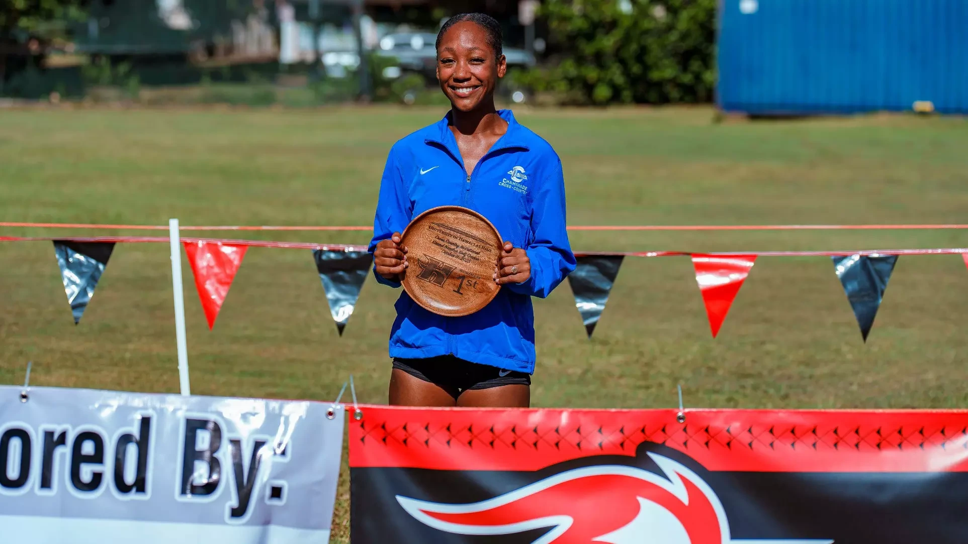 Nikiji Dayse trophy at UH Hilo Invitational