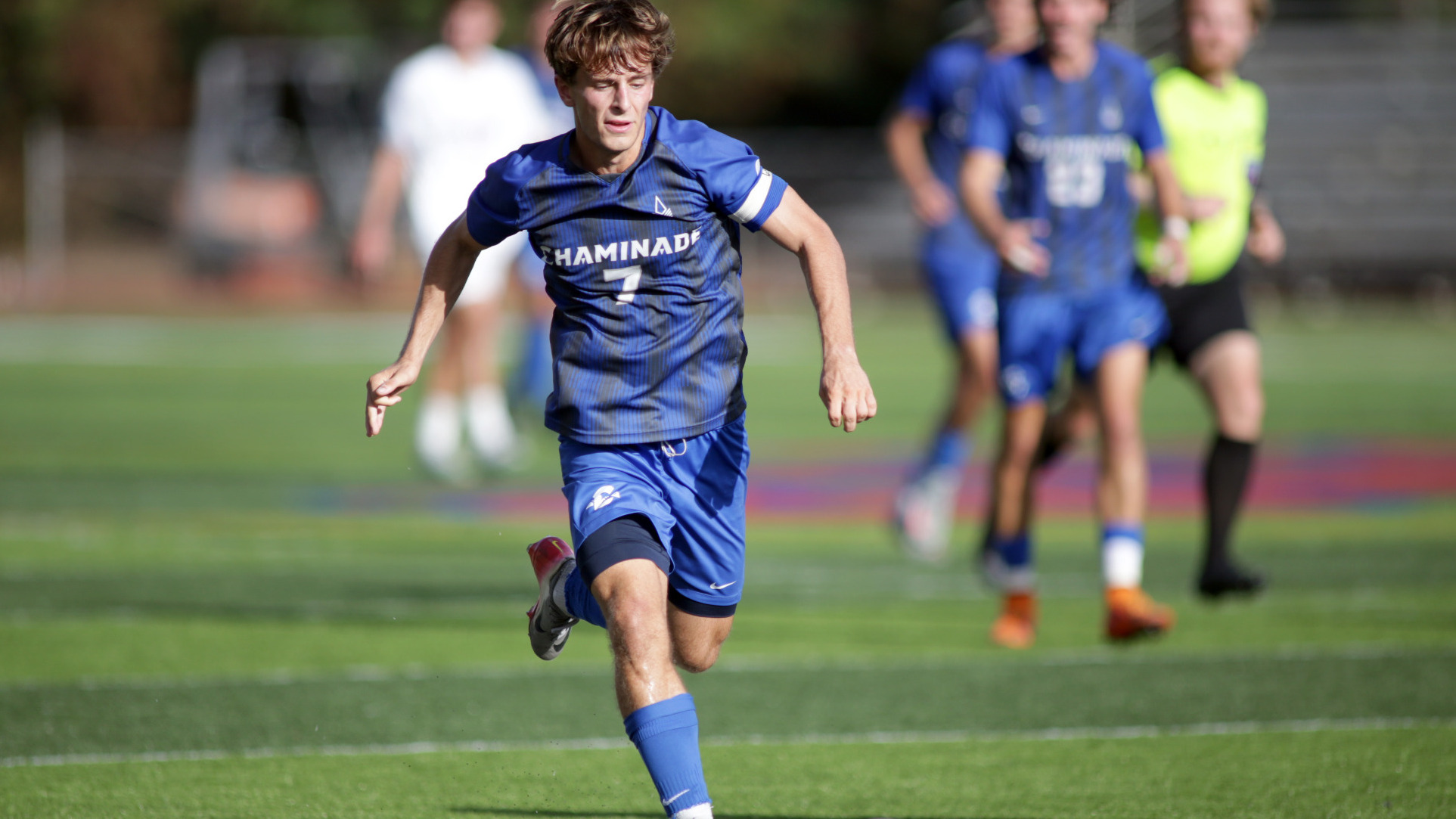 Owen Caba dribble vs. Westmont