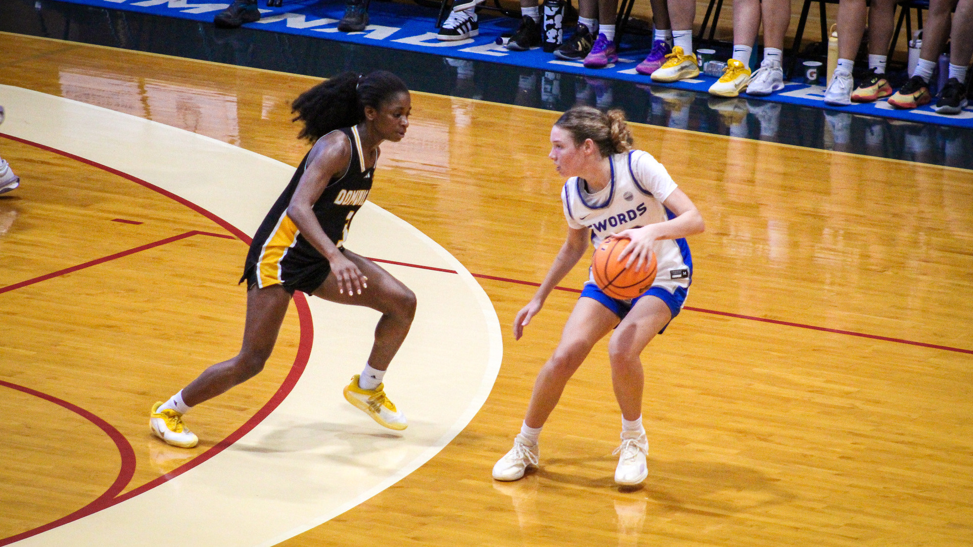 Kylie Squier vs. Dominican