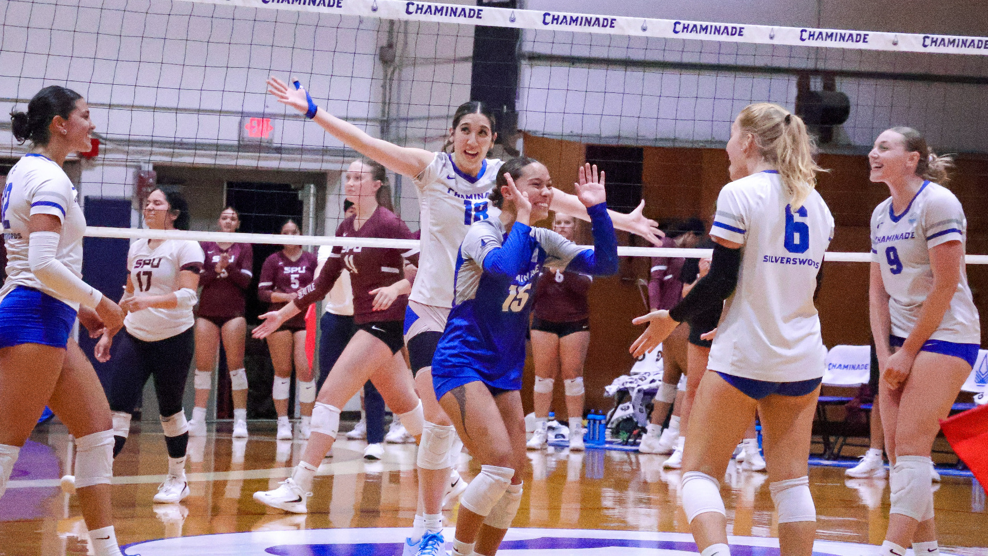 WVB celebrate vs. Seattle Pacific