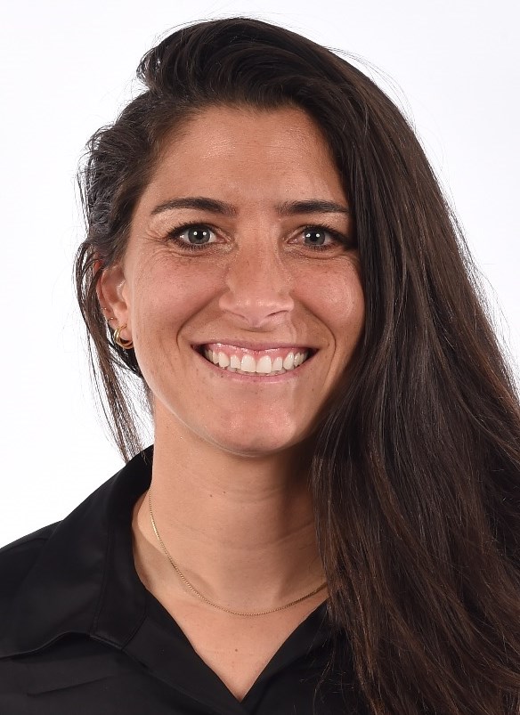 Sara Macey Head Shot