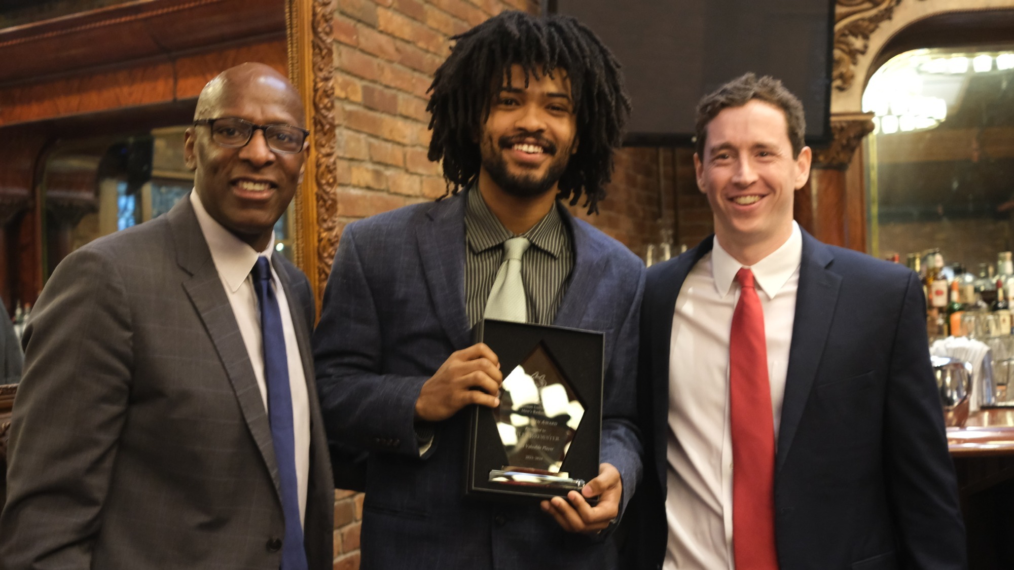 Men's Basketball Completes Impressive 19992000 Recruiting Class