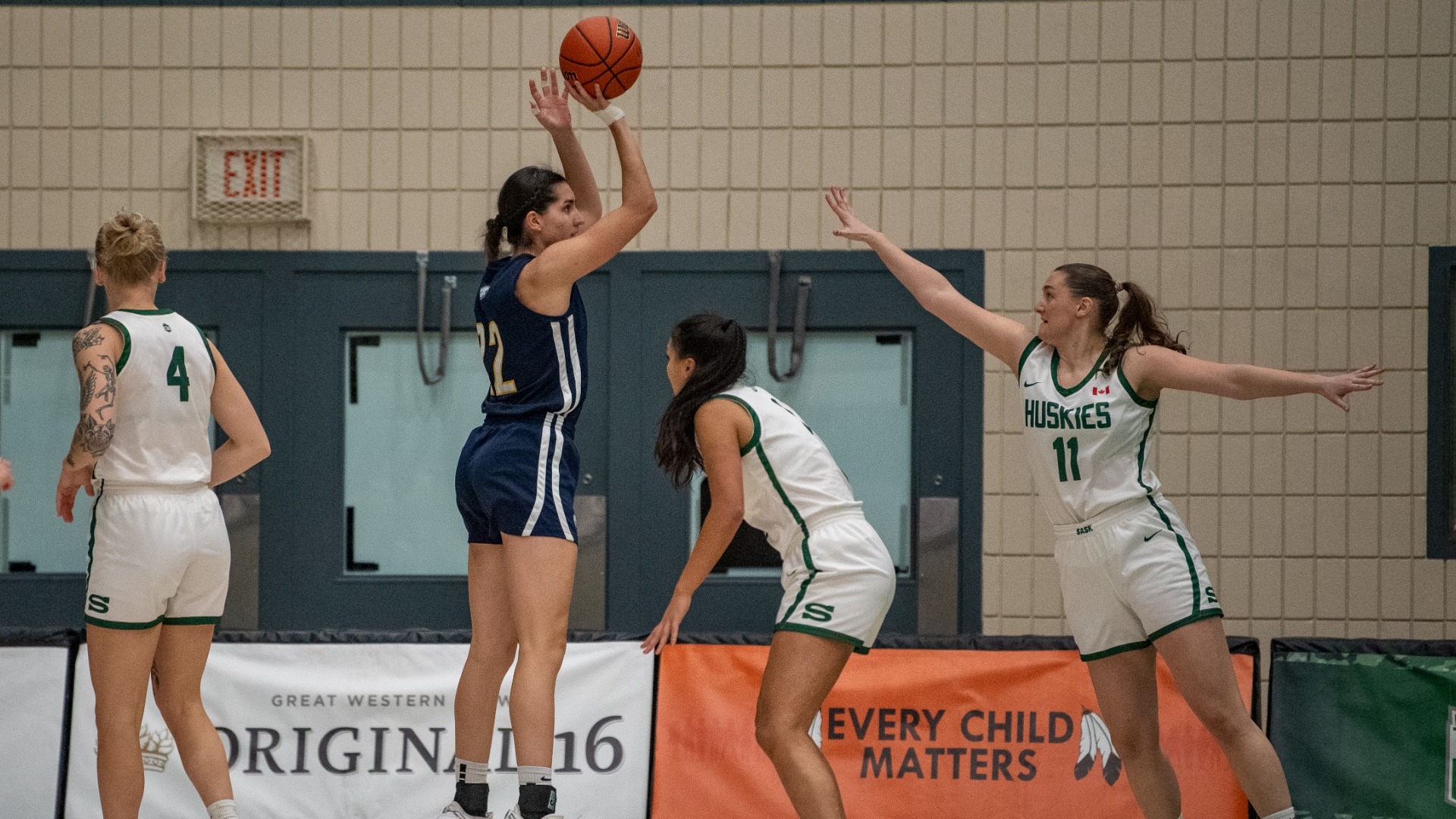 as the University of Saskatchewan Huskies take on the University of British Columbia Thunderbirds in Canada West Women’s Basketball action in Saskatoon, SK, November 21, 2025.Photo Electric Umbrella/Liam Richards 