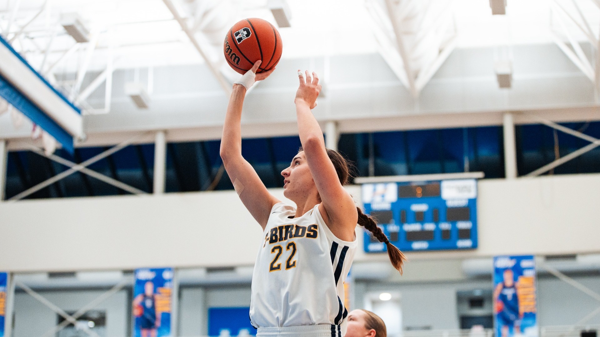Cassie Joli-Coeur rises up for a jump shot