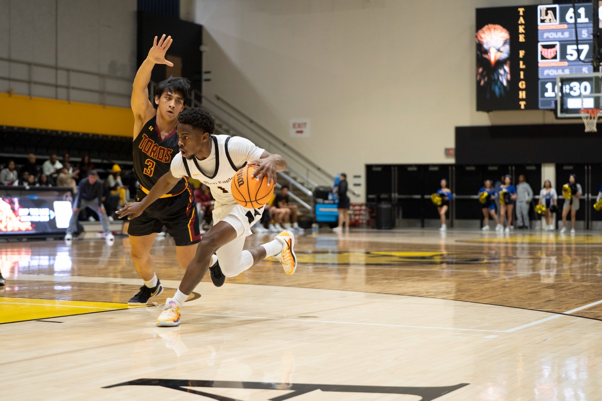 Cal State LA Men?s Basketball vs Cal State Dominguez Hills\rPhoto by Myles Bridgewater-Jackman\r\r