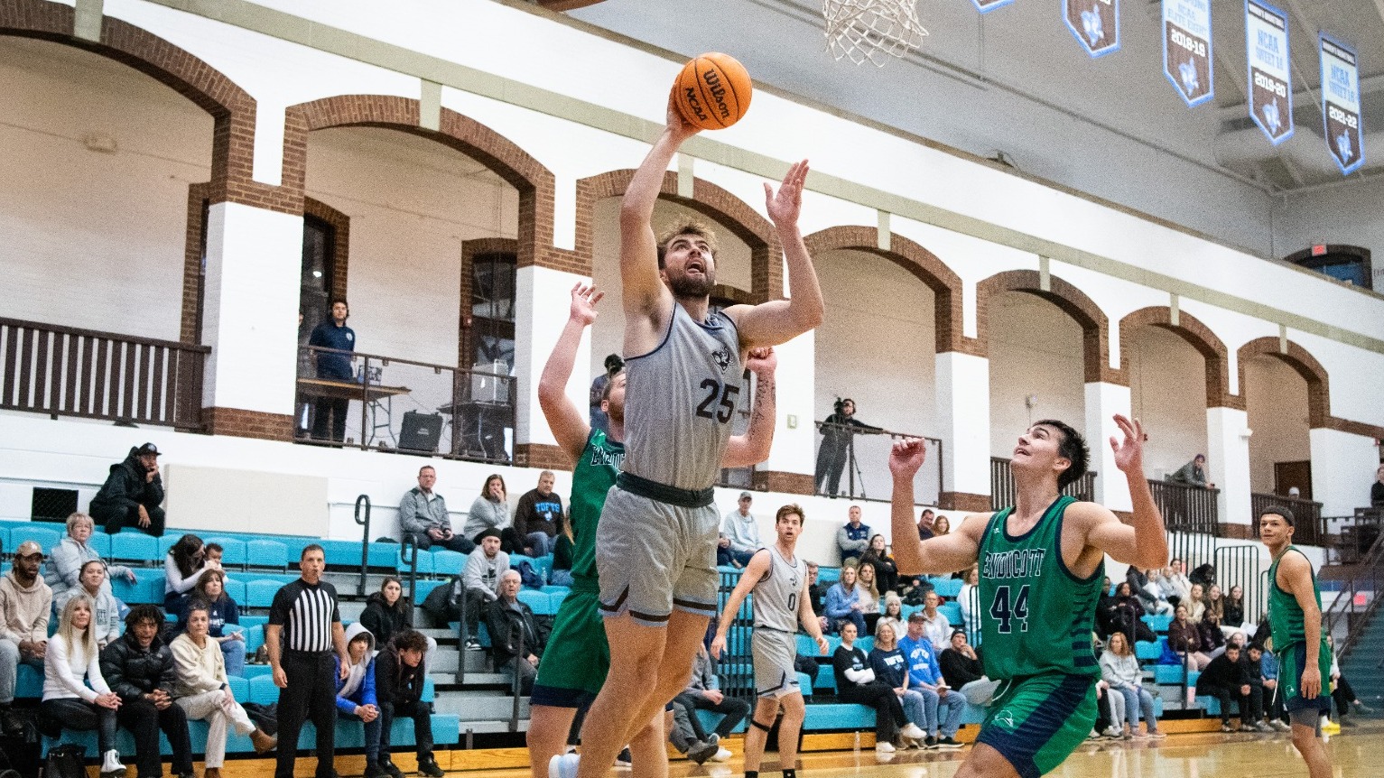 Trumann Gettings 202324 Men's Basketball Tufts University