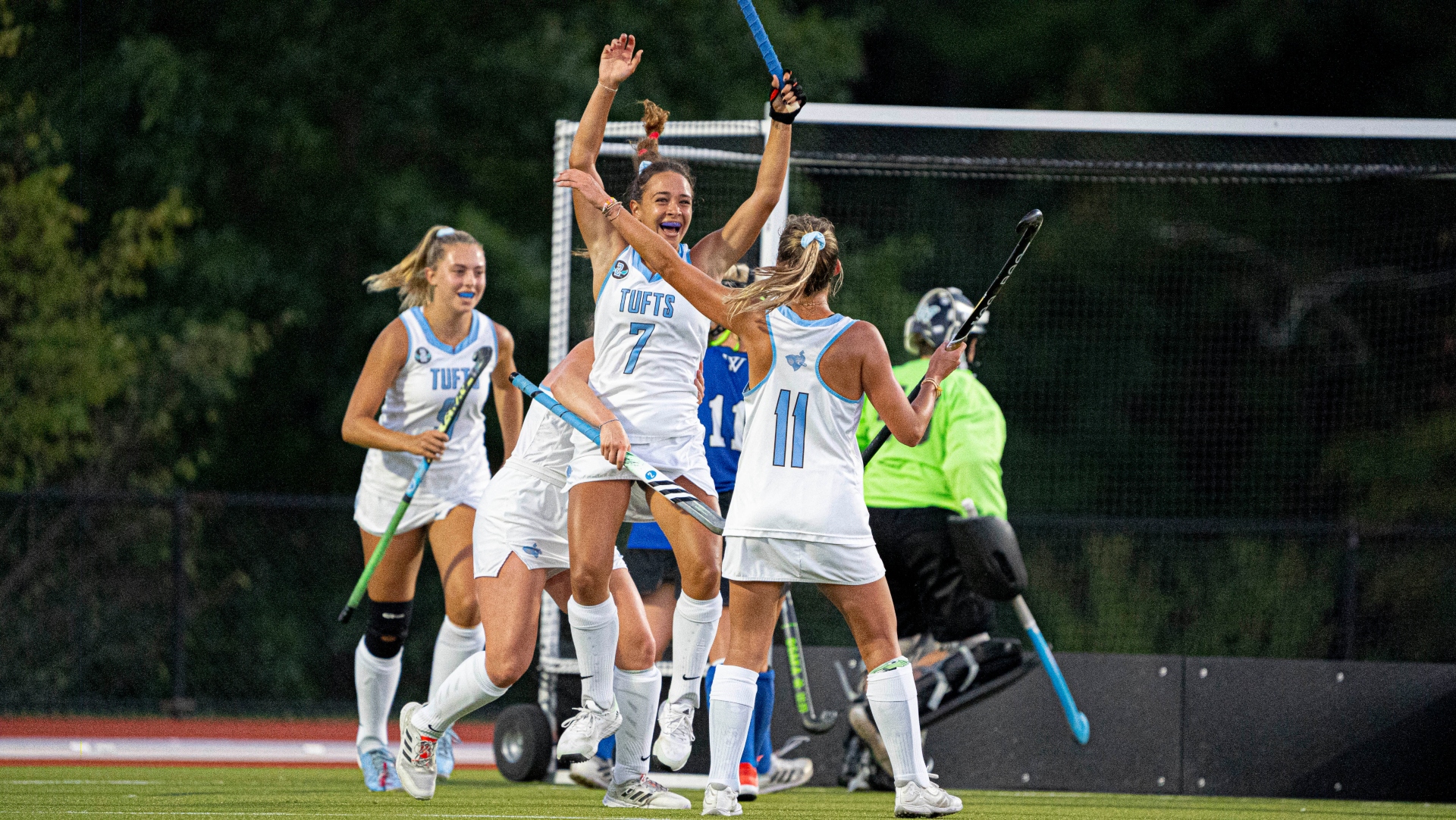 Field Hockey Blanks Wellesley 30 in First Game Tufts University