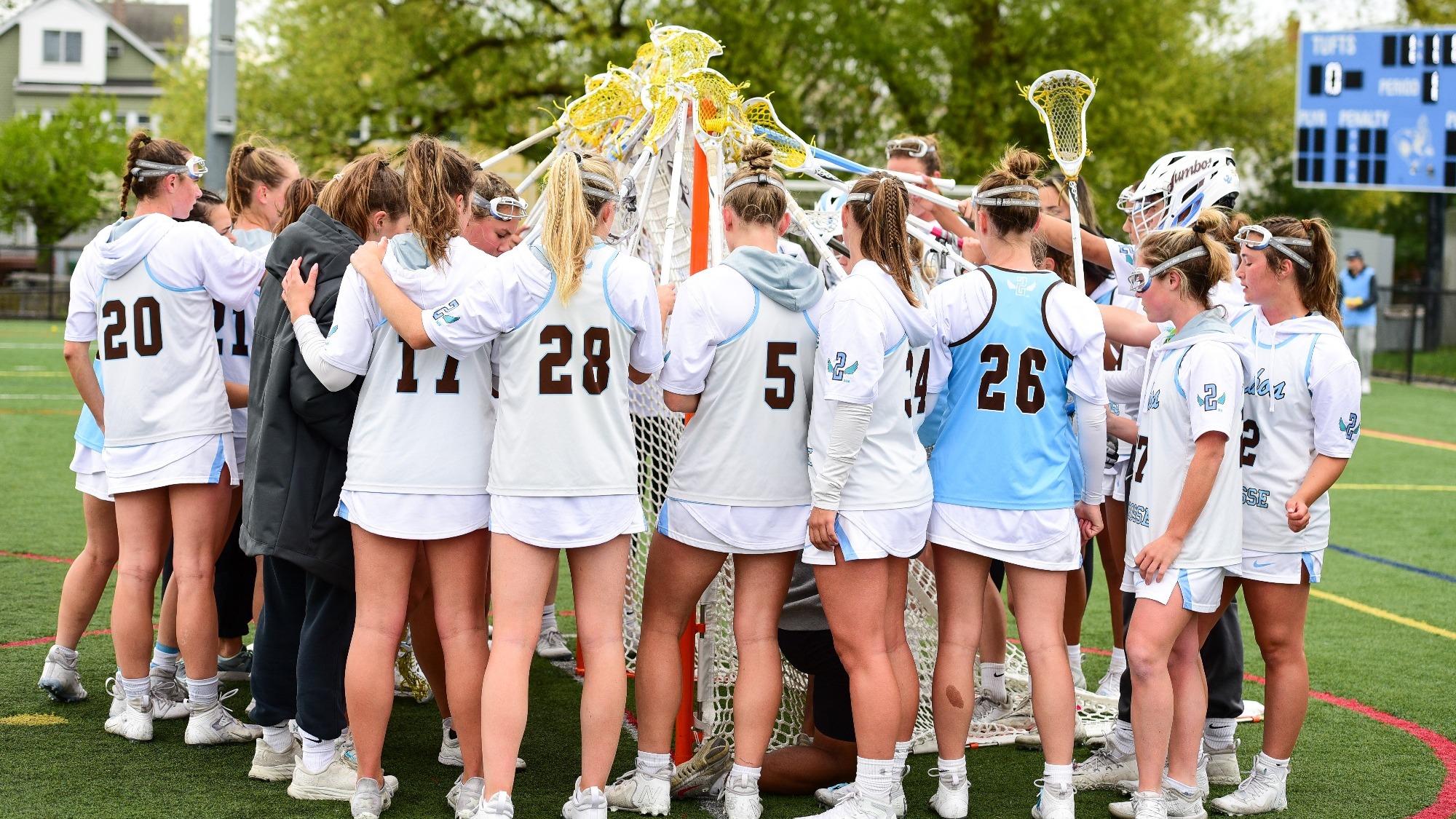 Women's Lacrosse Earns IWLCA Academic Honors; 12 Selected To Academic