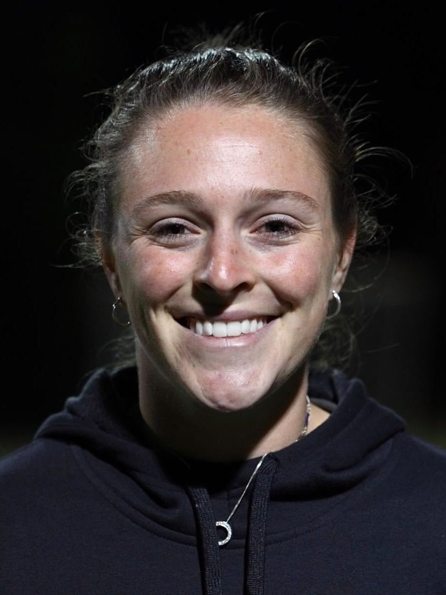 Illana Albert Headshot