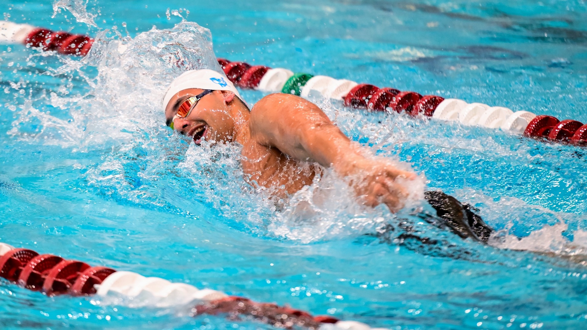 Armaan Sikka competes for the Jumbos during the 2024-25 season.