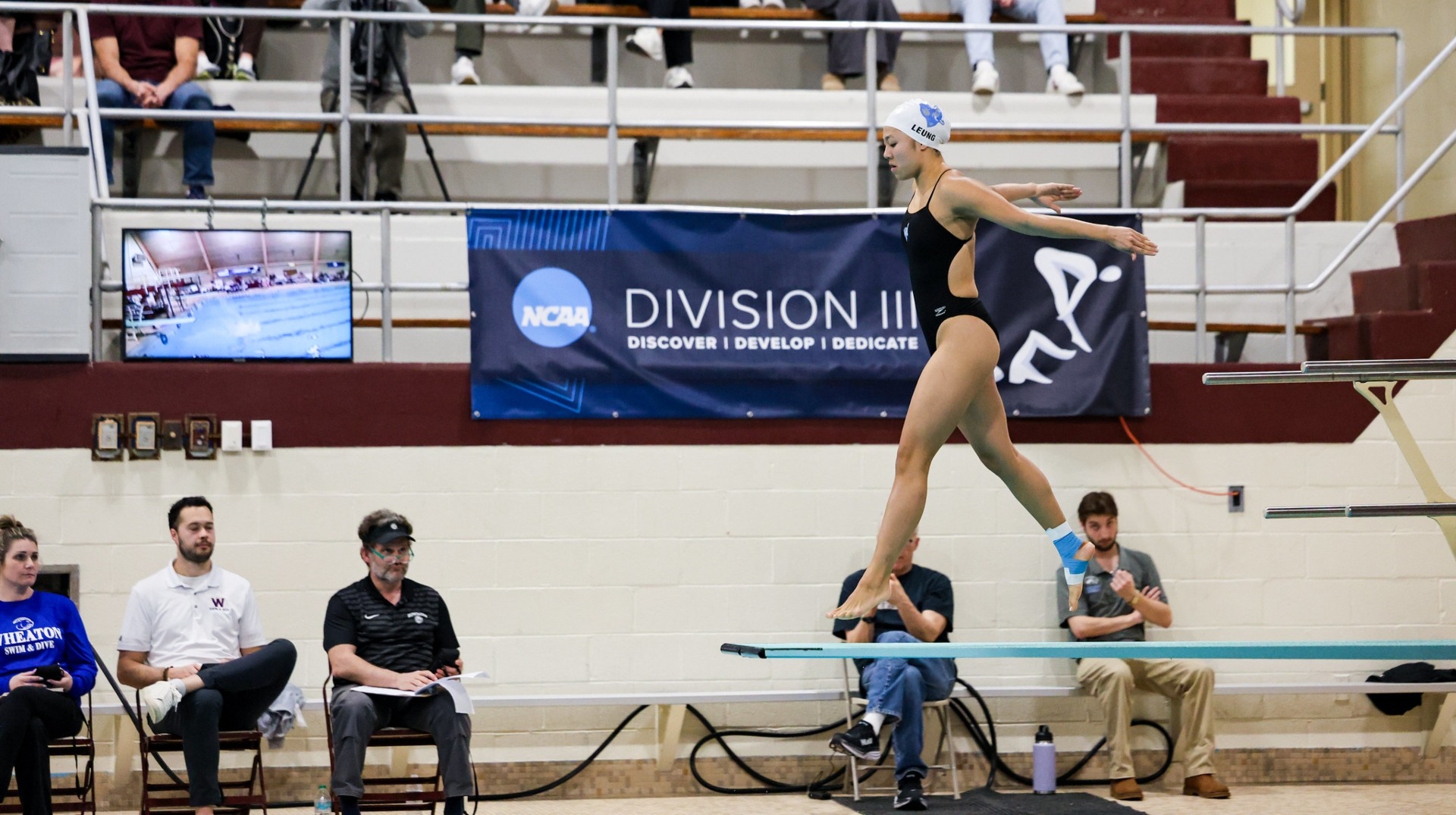 Malia Leung prepares to make a dive at the NCAA Regional