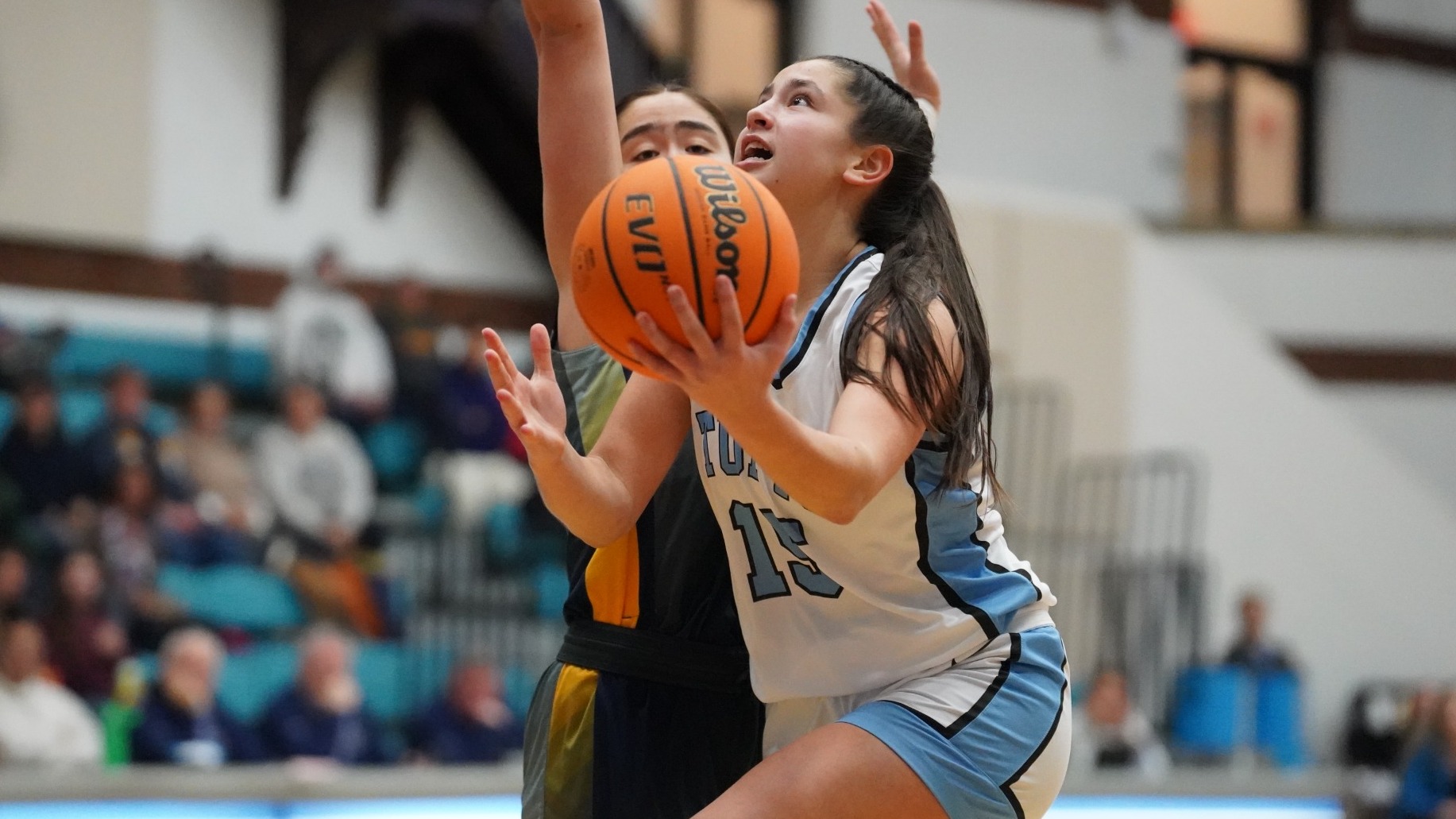 Tessa Lozner Finishes Layup Against Smith College January 20.