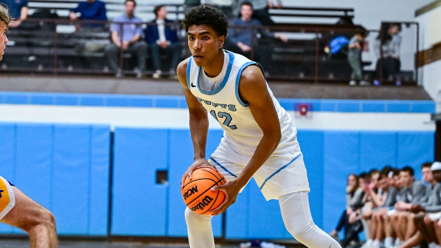 Zion Watt Holds Ball Against Williams College January 16.
