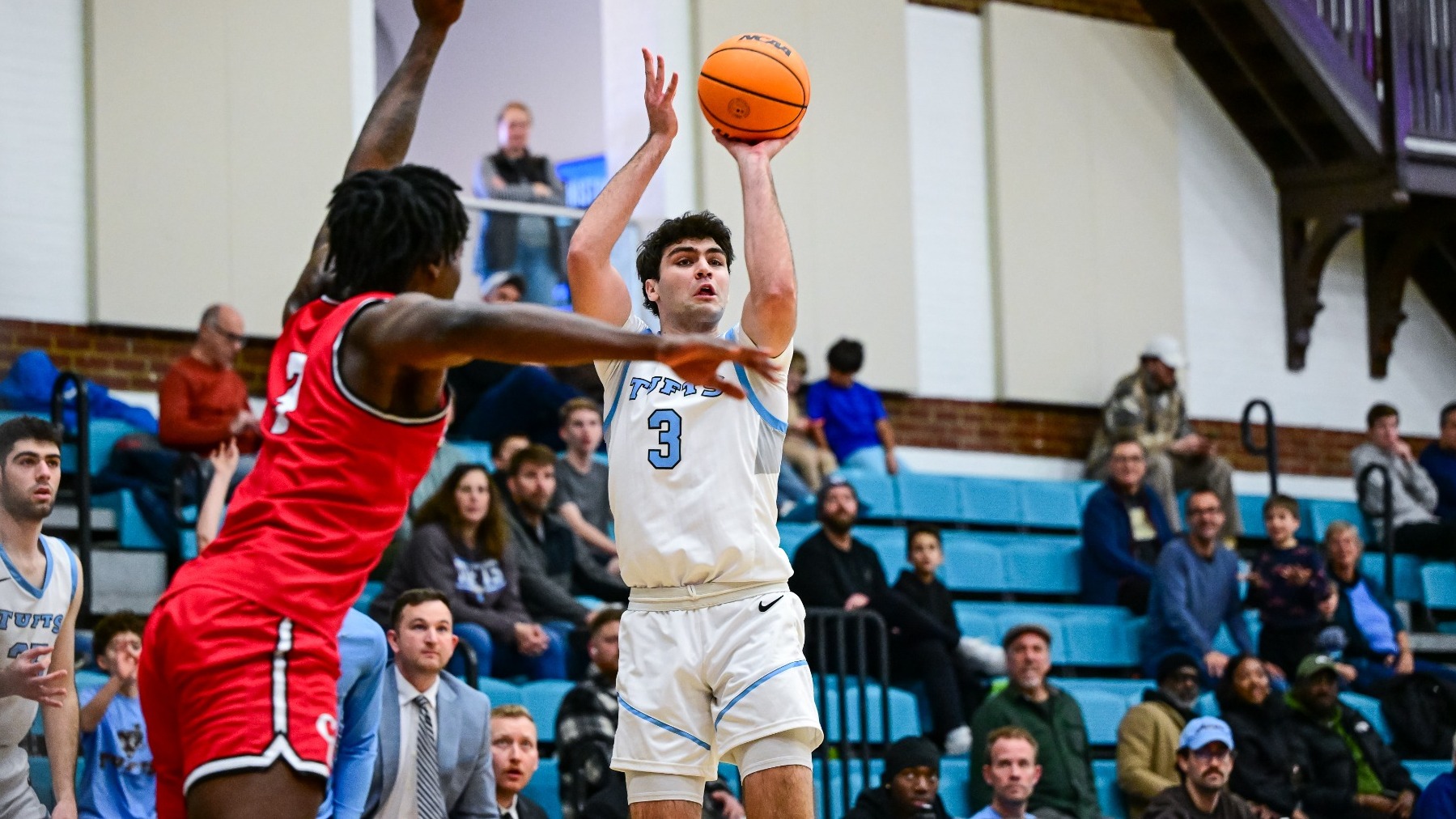 Dylan Reilly Shoots Three-Pointer Against Clark on December 31, 2025.