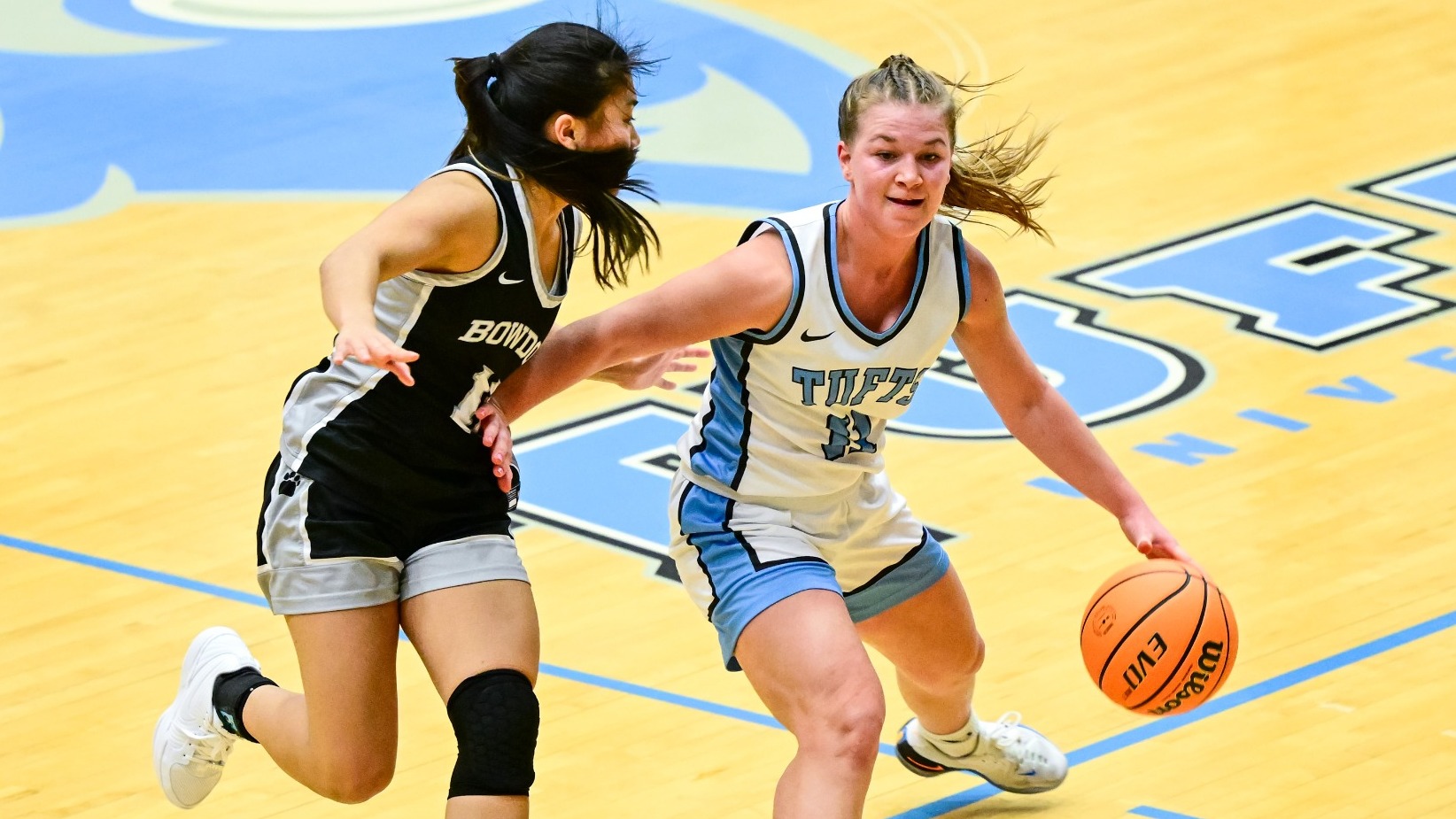 Abby Congdon Dribbles Against Bowdoin COllege January 9.