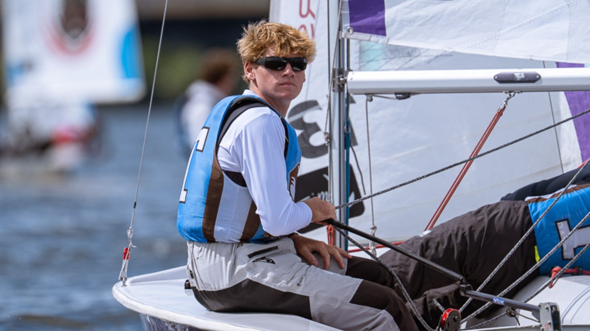 Crue Ziskind skippers for the Jumbos in the fall 2026 season.