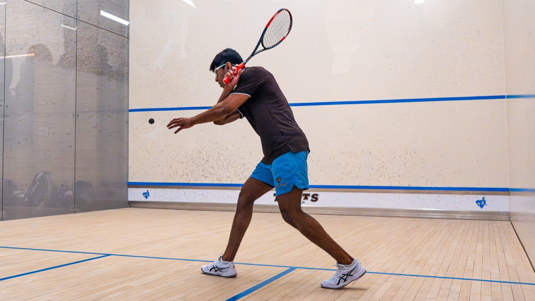 Rohan Valia Hits Shot Against Middlebury College February 1.