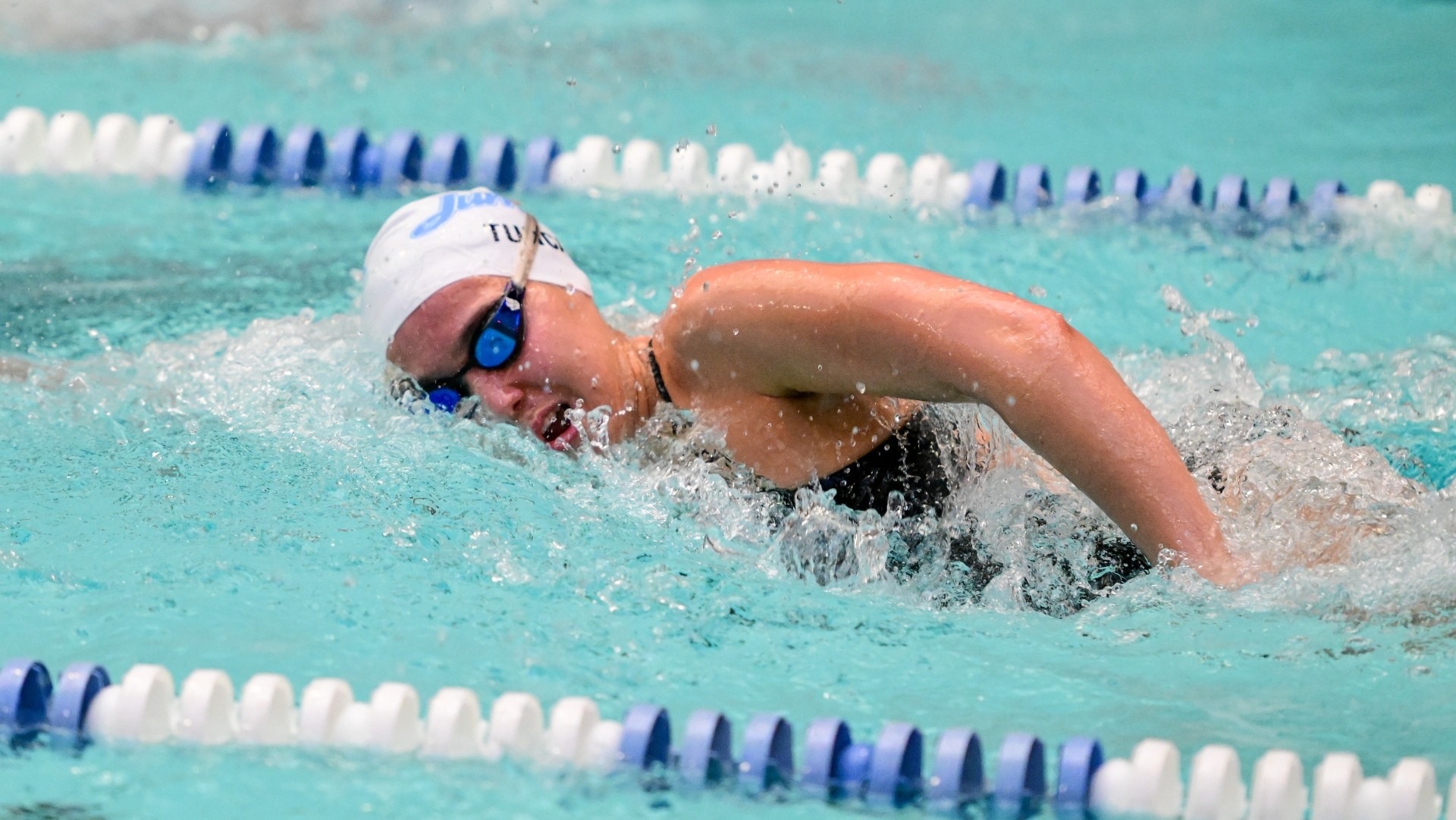 Selin Tuncay competes in a freestyle event for the Jumbos.