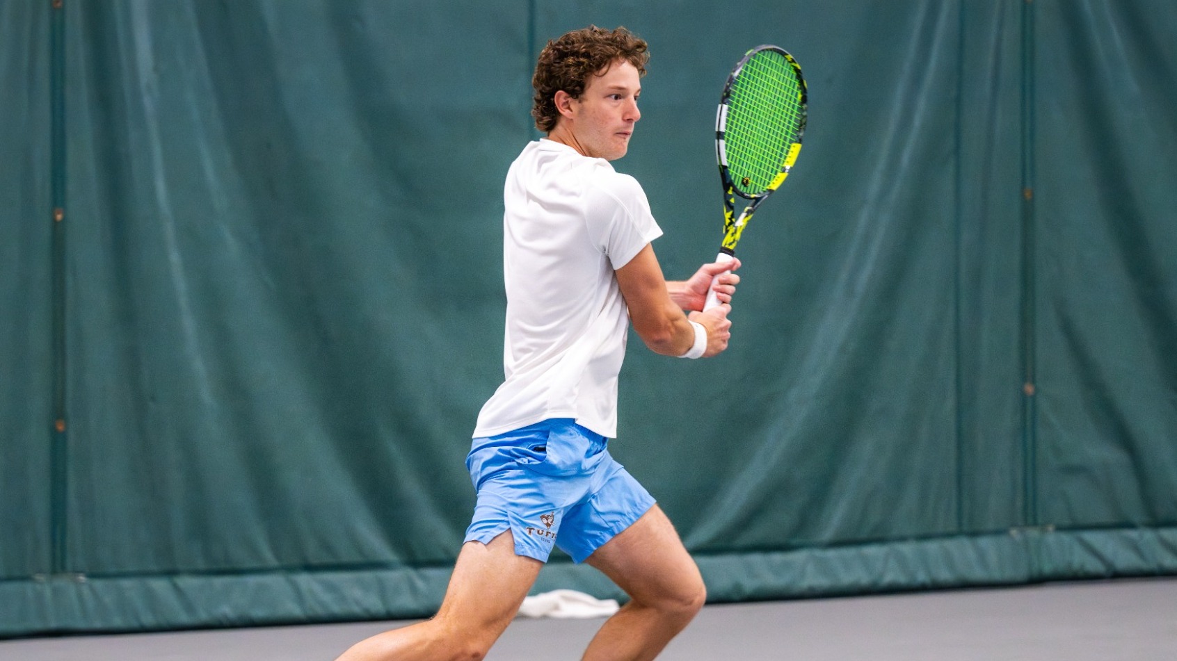 Javier Gonzalez Hits Backhand Against Hamilton College.