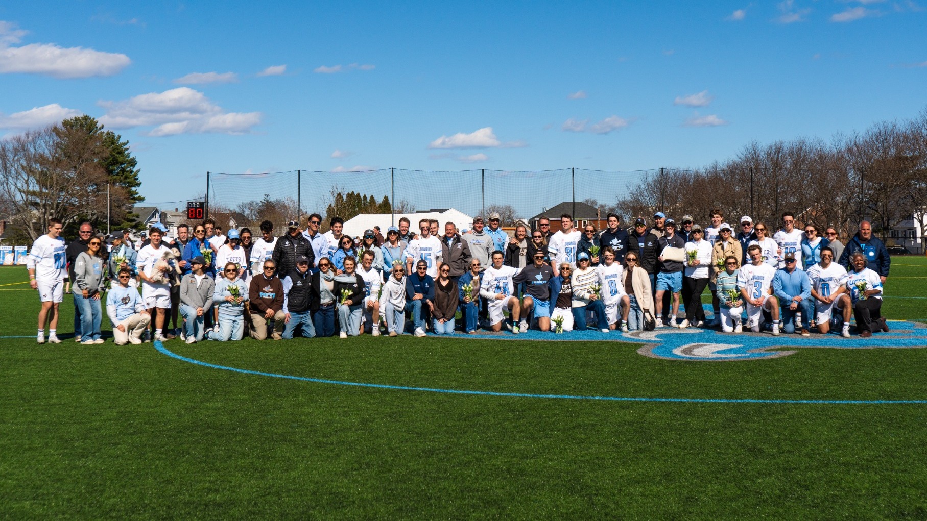 Tufts Senior Day Photo With All of the 2026 Tufts Seniors and Their Families