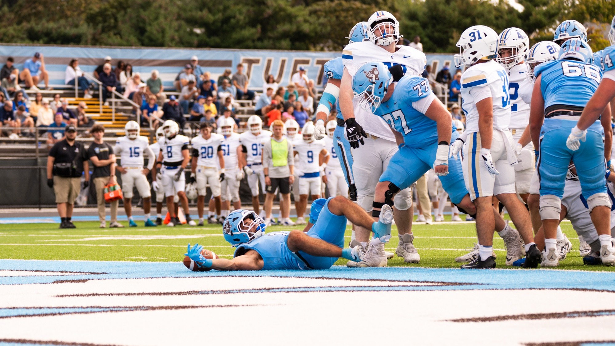 Christian Shapiro Scores Touchdown Against Hamilton 9.19.26