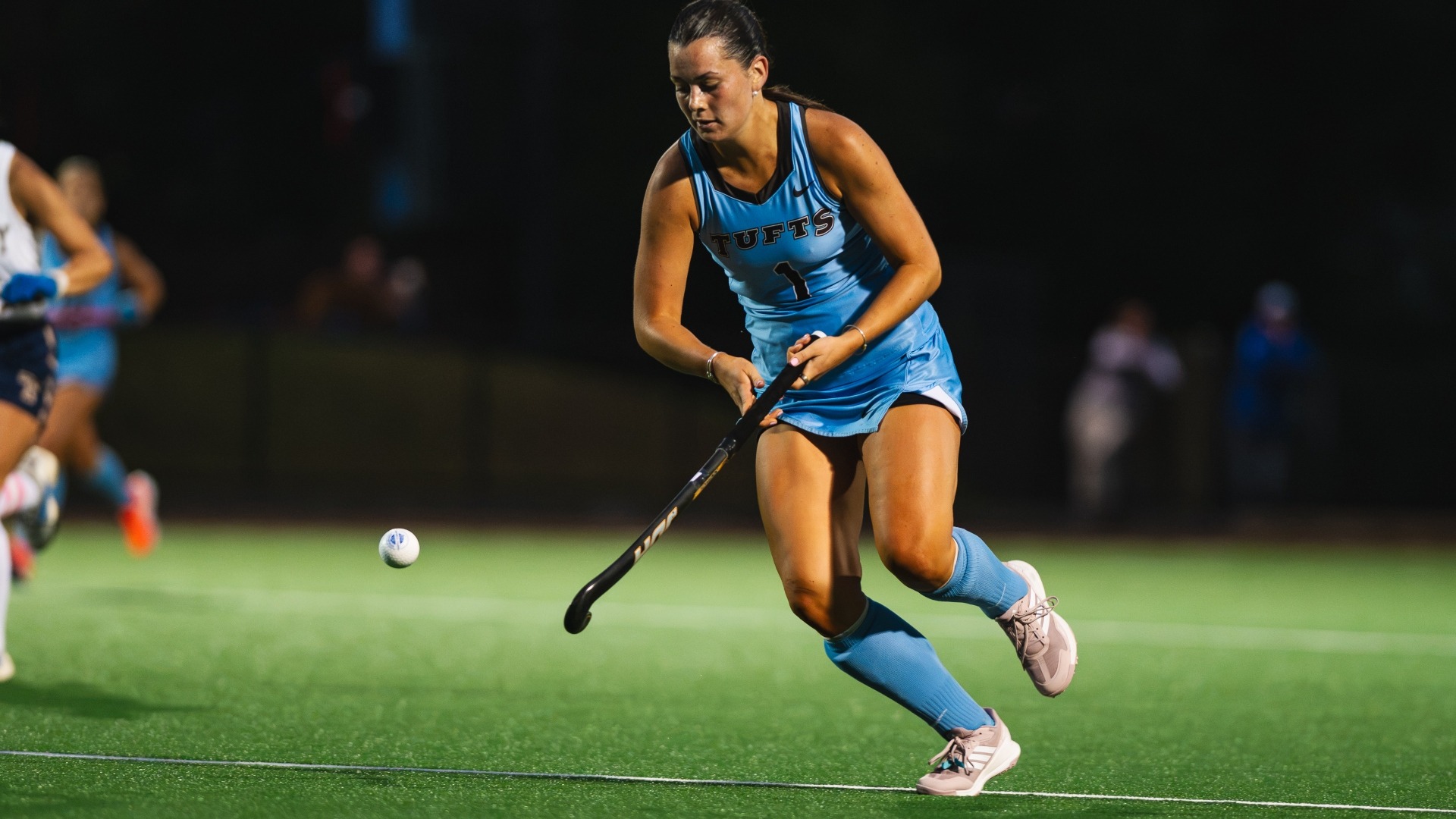Hannah Murray controls the ball in the game against Trinity College.