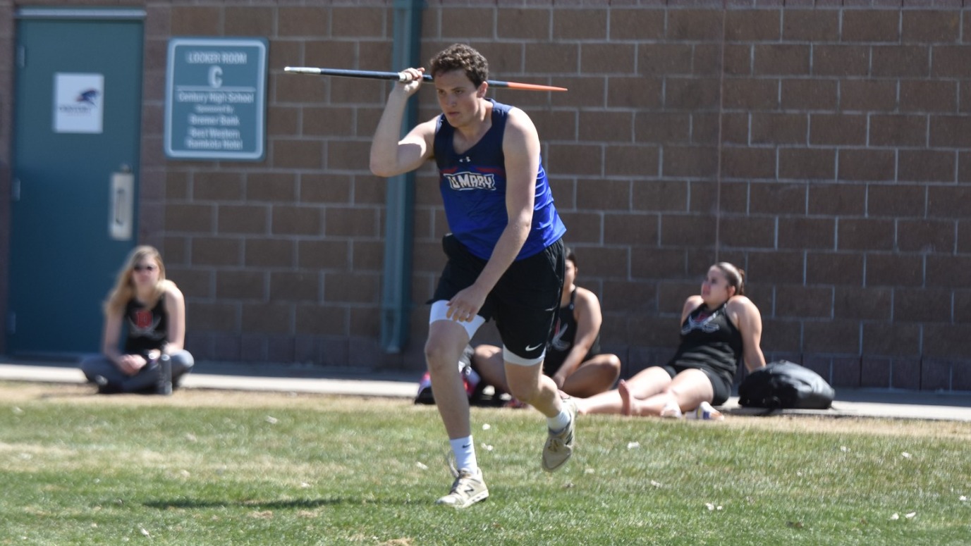 Vaughn Deinhart javelin Community Bowl 2023