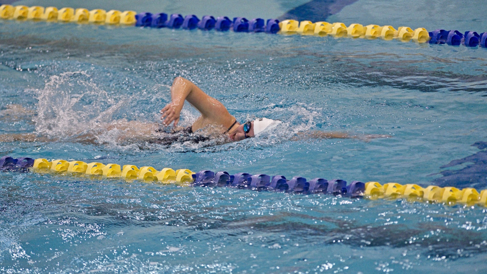 UMary Swimming against UJ