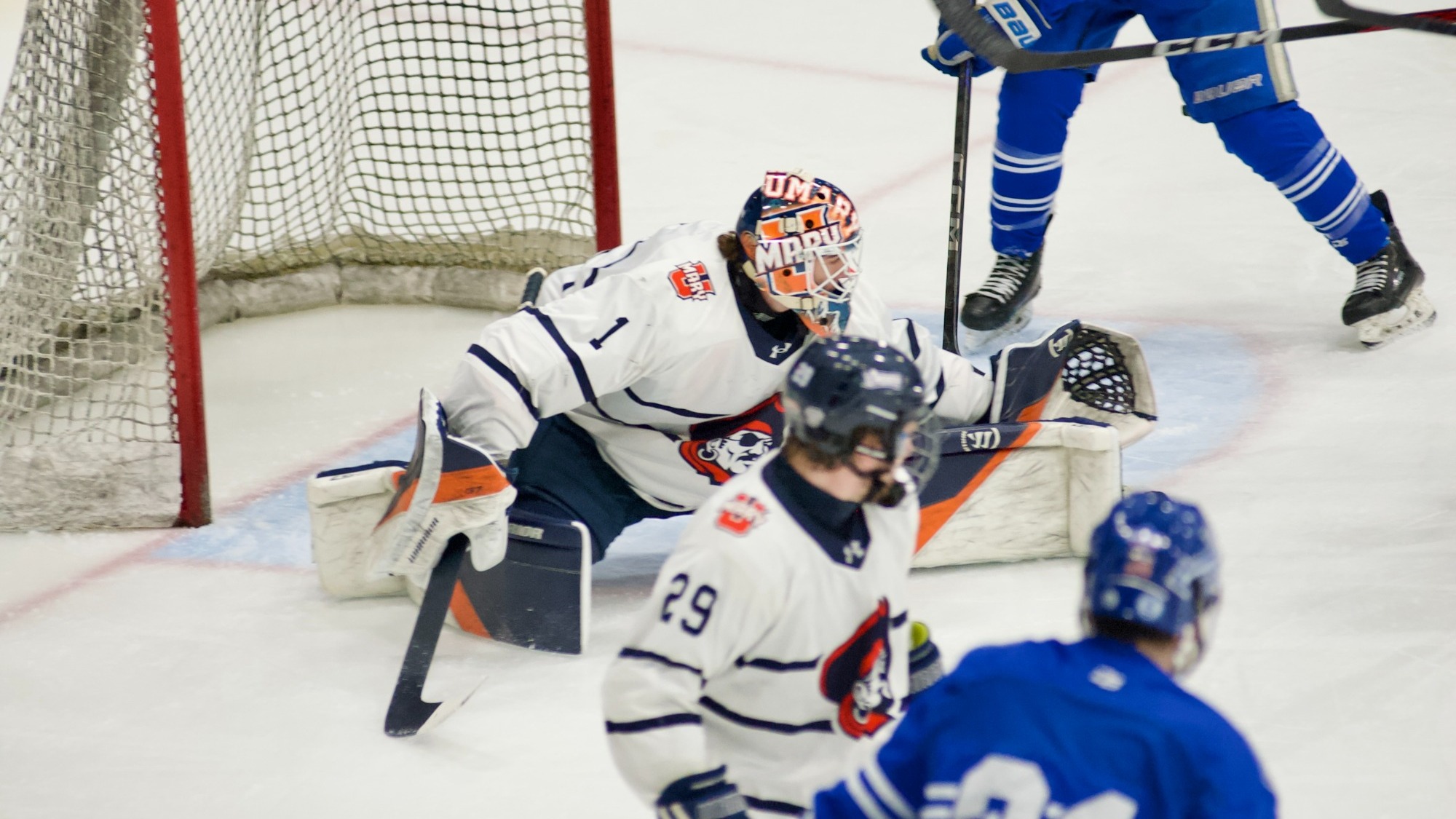 Caleb Cross in net