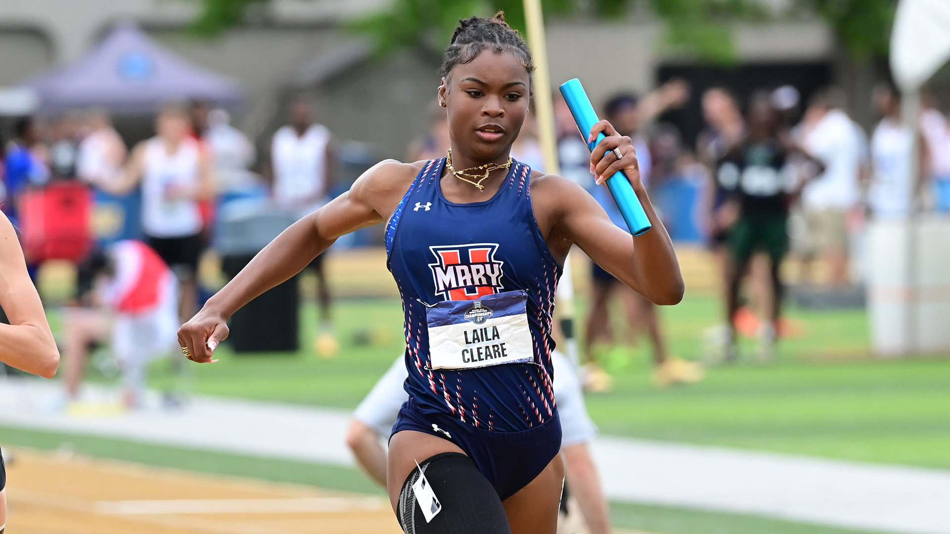Laila Cleare in the 4x100m Relay