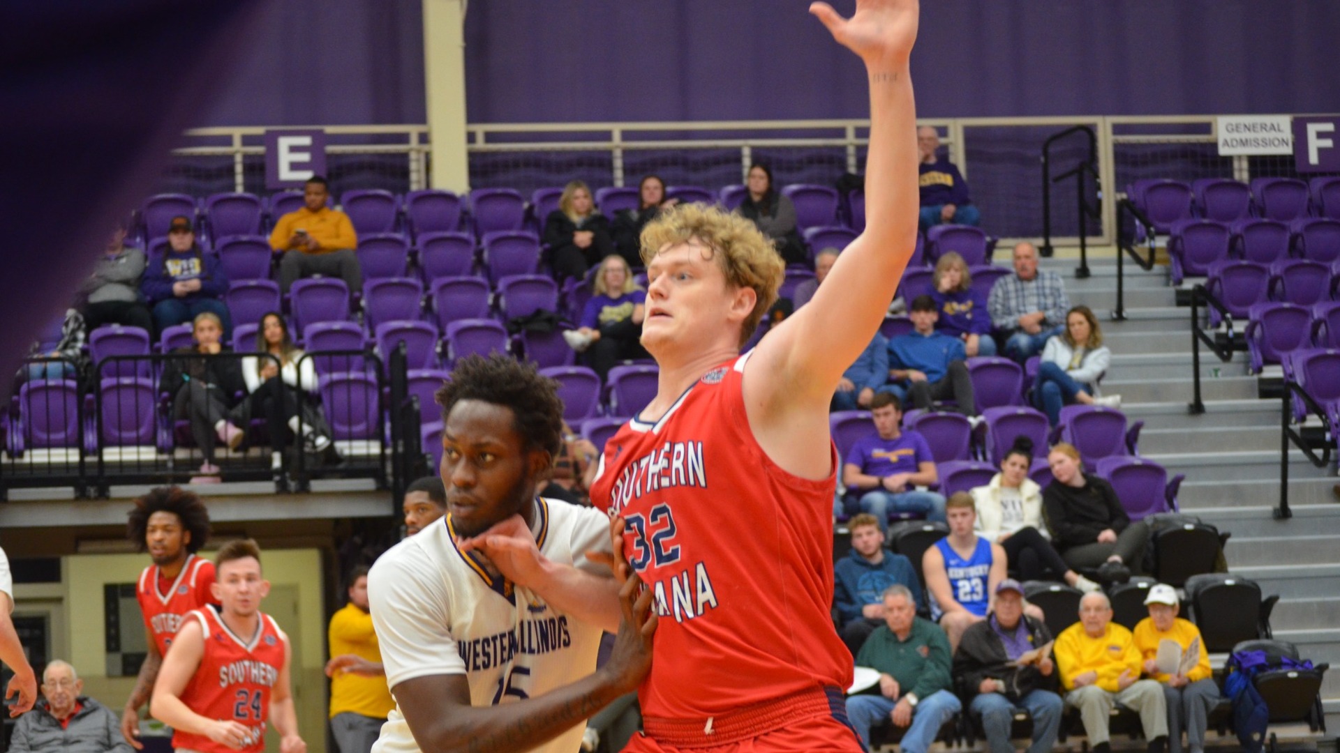 USI comes up short at Western Illinois University of Southern Indiana