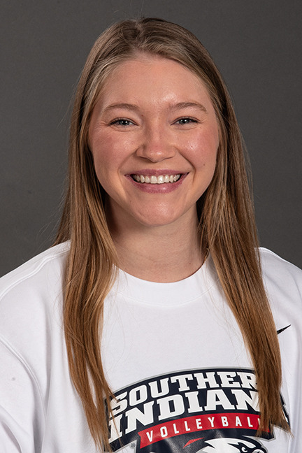 Julianna Cramer Head Shot