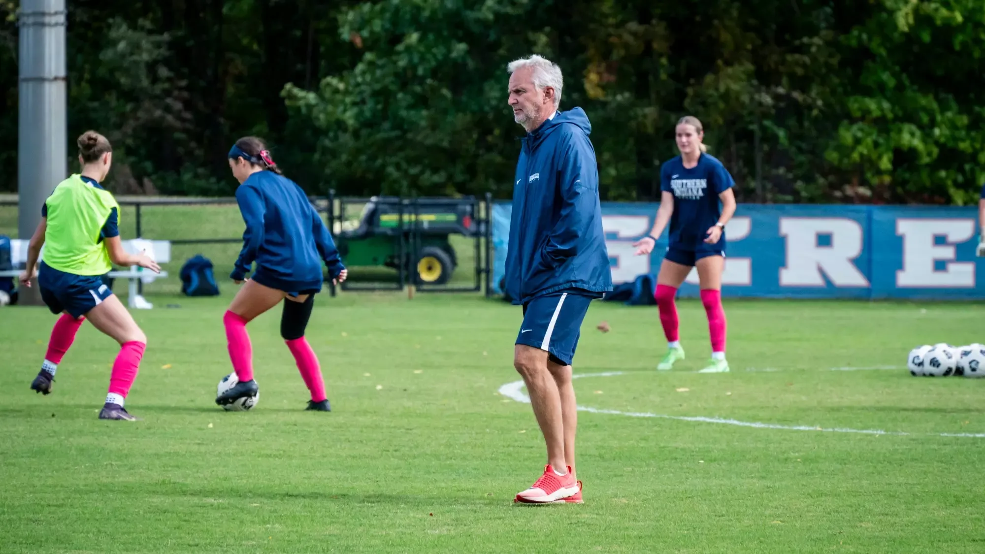 20251019_WSOC_vs_LU_pregame_schoenstein