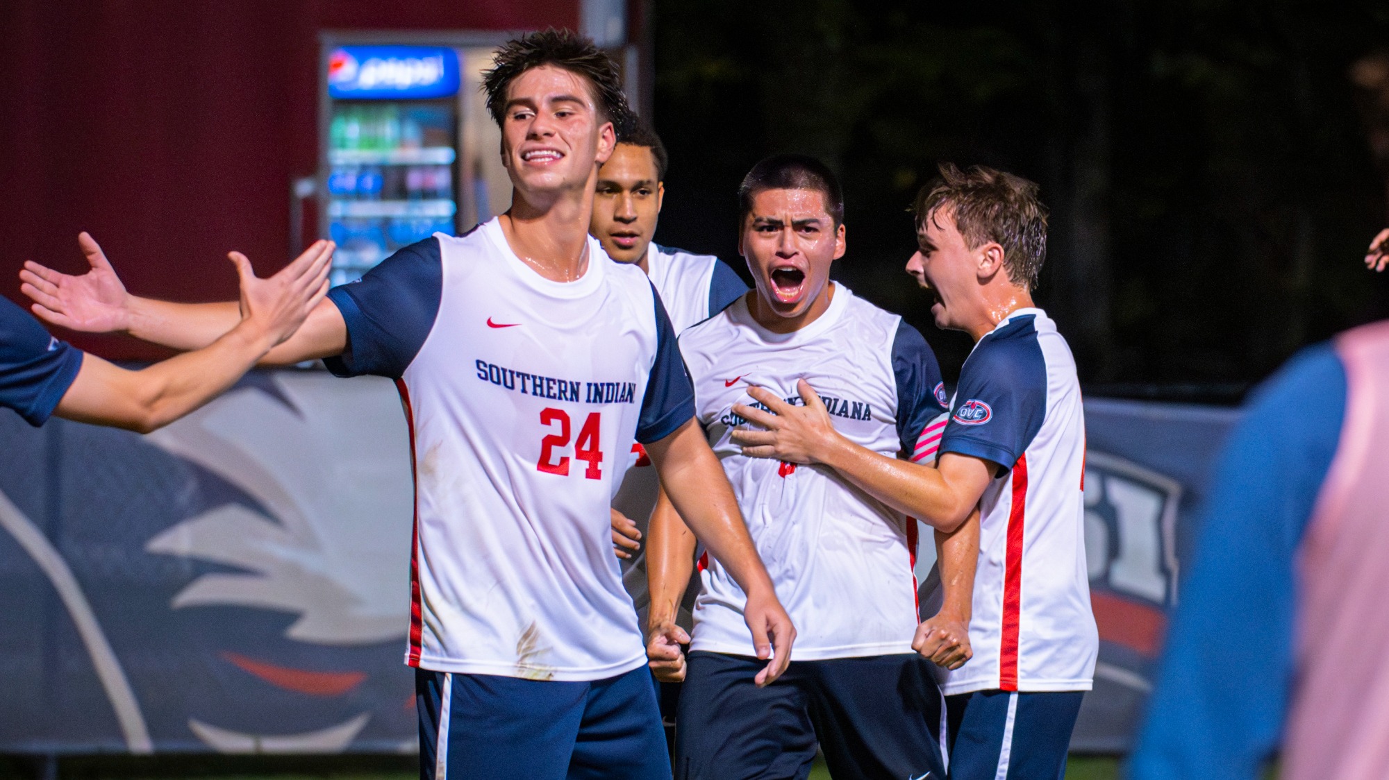 20251002_MSOC_vs_HCU_celebration