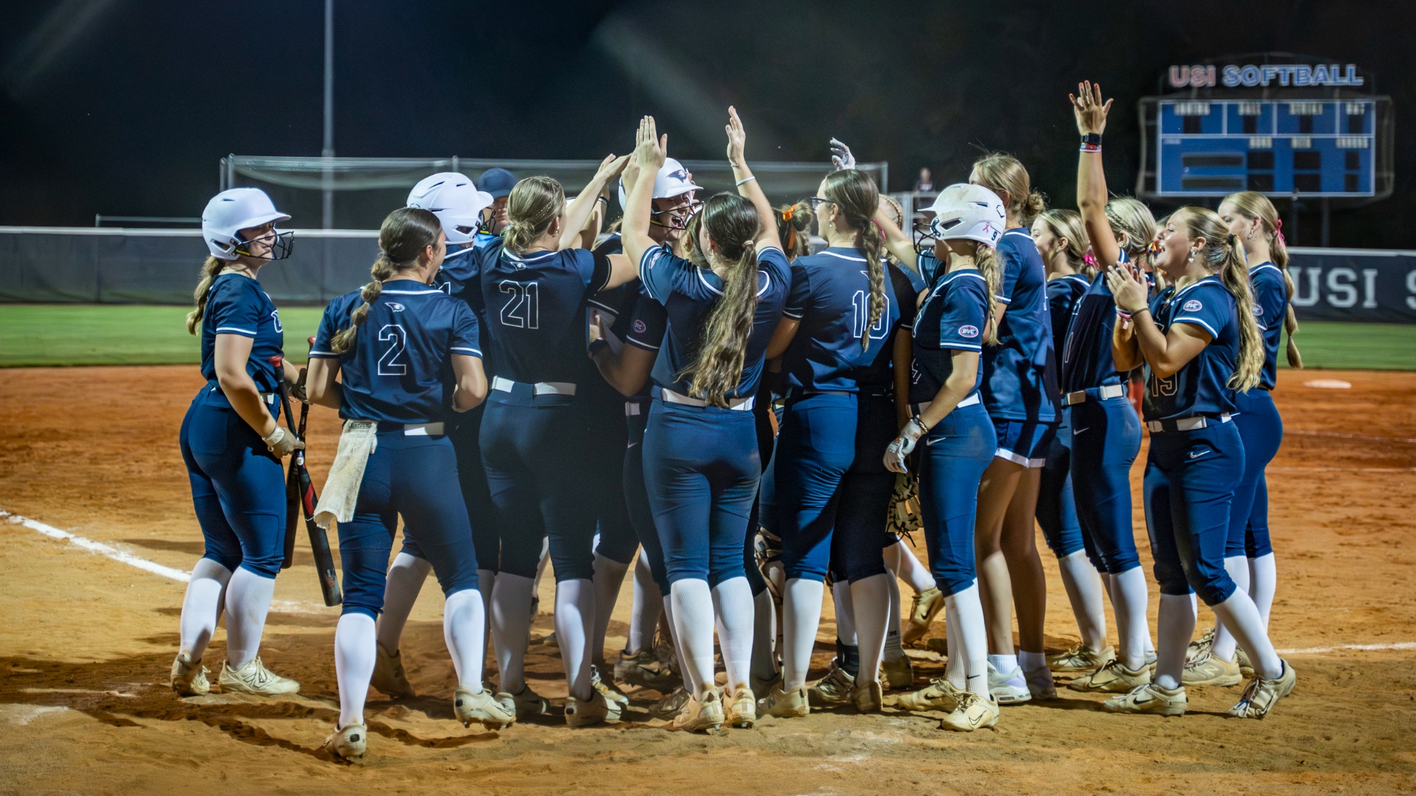 20251001_SB_Fall_vs_WVC_celebration