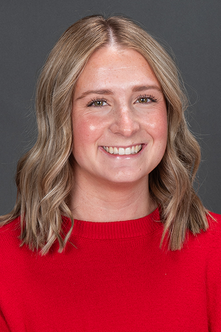 Alayna Motz Head Shot